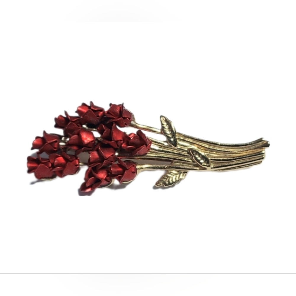 Vintage Bouquet Of 12 Red Roses With Gold Tone Long Stems Signed "W" Brooch Pin